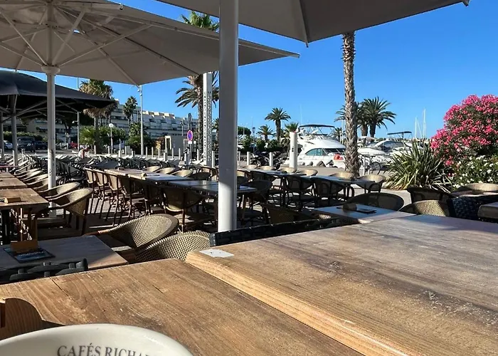 Le Royal Vibes דירה *